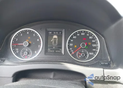 2010 Volkswagen Tiguan Se z USA, uszkodzony, nr VIN WVGAV7AX7AW501682